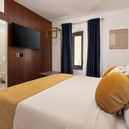 فندق مبيت وإفطار H - 4*