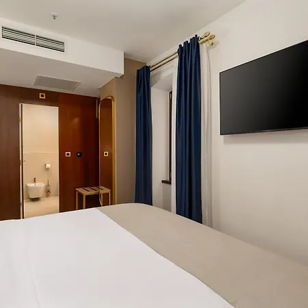 فندق مبيت وإفطار H - 4*