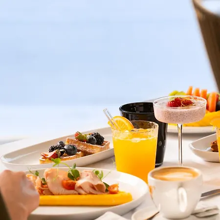 Bed & Breakfast H -