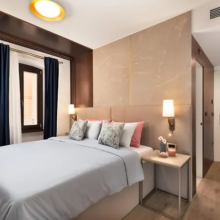 H - Bed and breakfast 4*